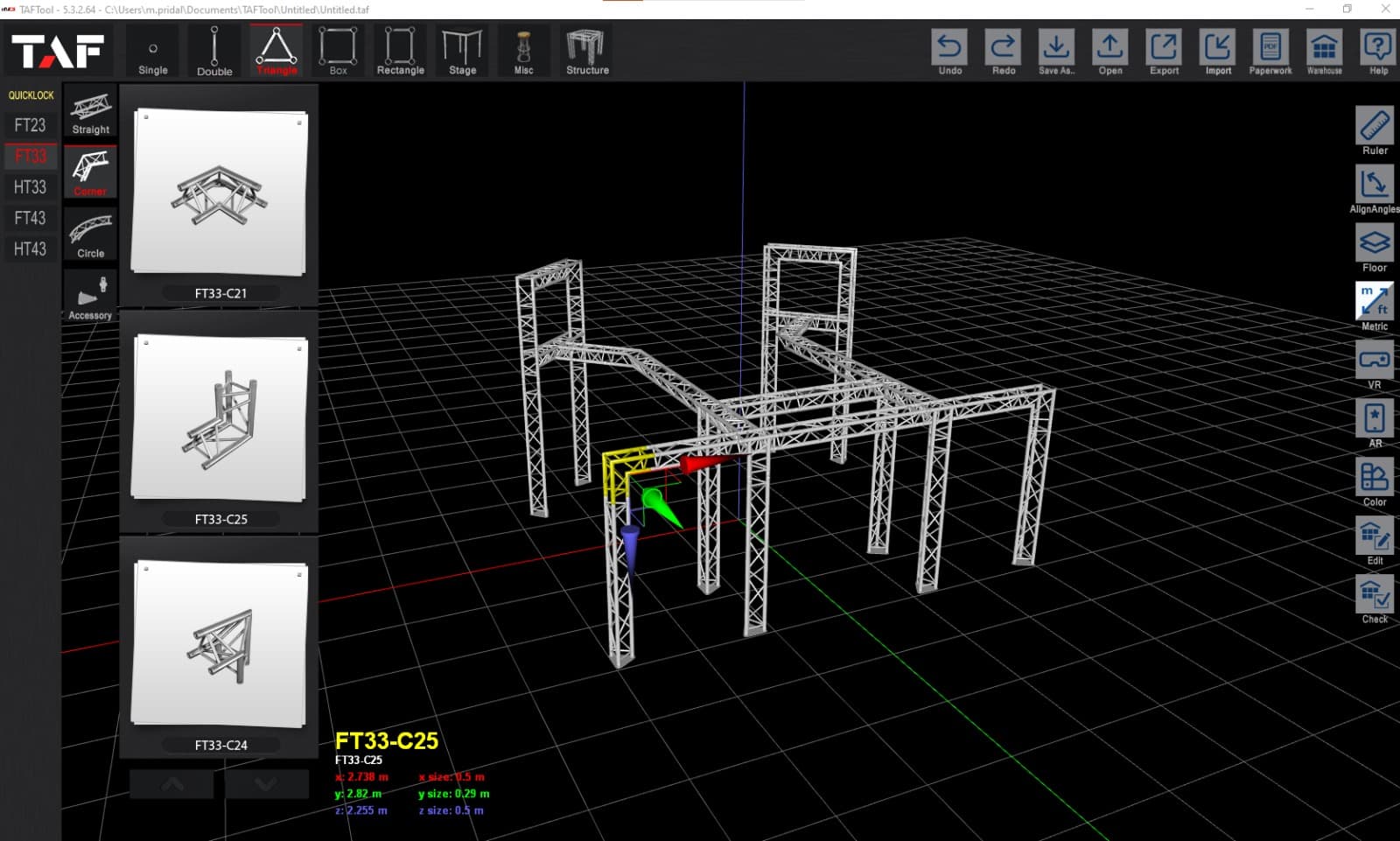 Vista de la interfaz de TAFtool 5.0 mostrando el diseño de una estructura 3D con trusses FT33 y herramientas de edición activas.