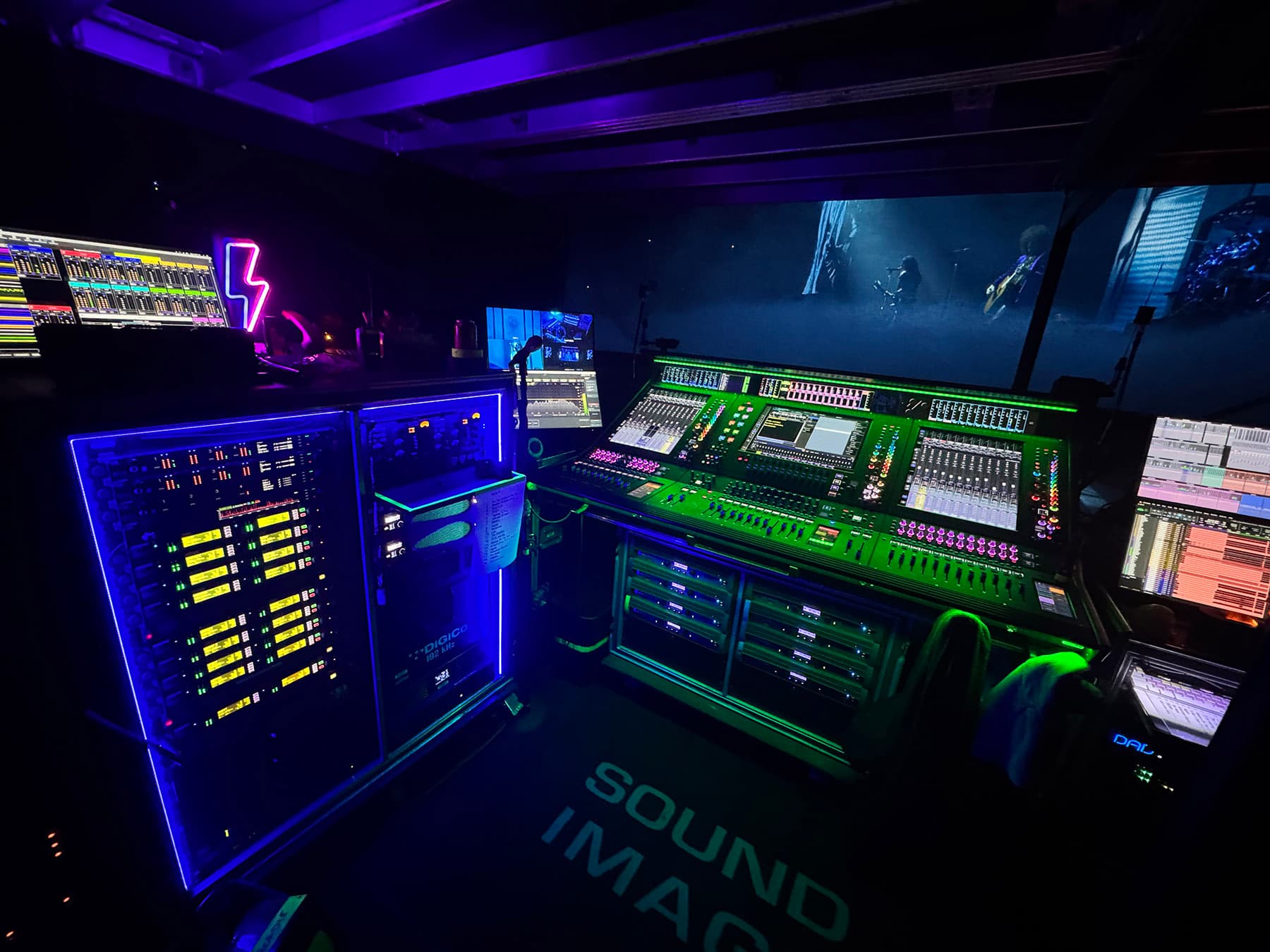 Sistema de sonido profesional con consolas digitales DiGiCo y transform.engine de Fourier Audio en la gira en directo de Lenny Kravitz
