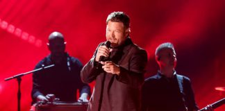 Los ingenieros de RF realizaron una prueba exitosa del nuevo sistema Spectera detrás de escena, mientras que en el escenario, Blake Shelton y Kelsea Ballerini confiaron en el fiable sistema inalámbrico Digital 6000.