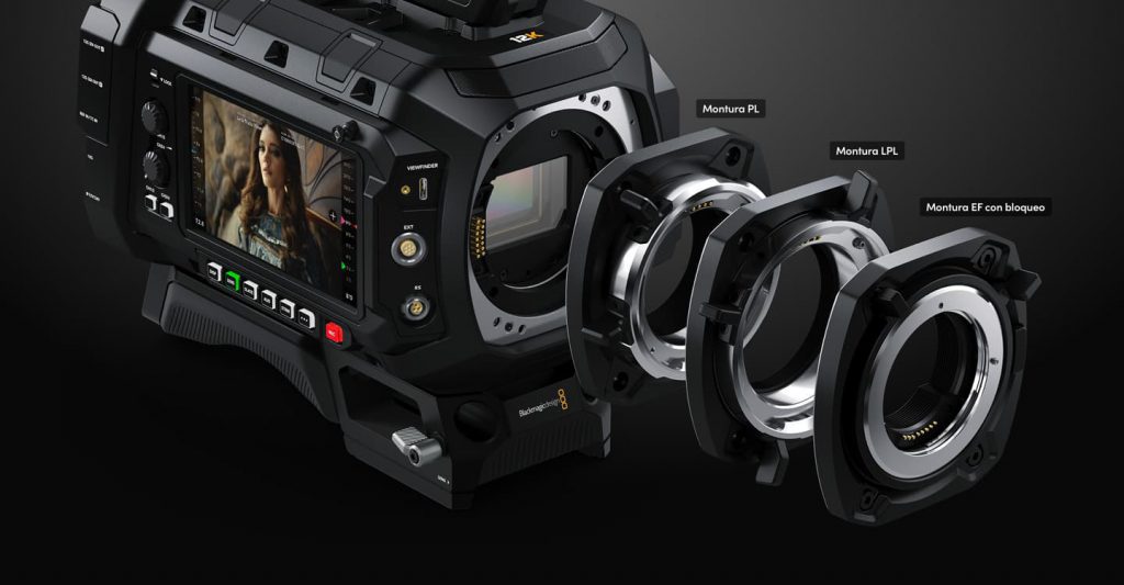 Vista detallada de la cámara Blackmagic URSA Cine con monturas intercambiables PL, LPL y EF con bloqueo, ideal para adaptarse a múltiples ópticas cinematográficas.