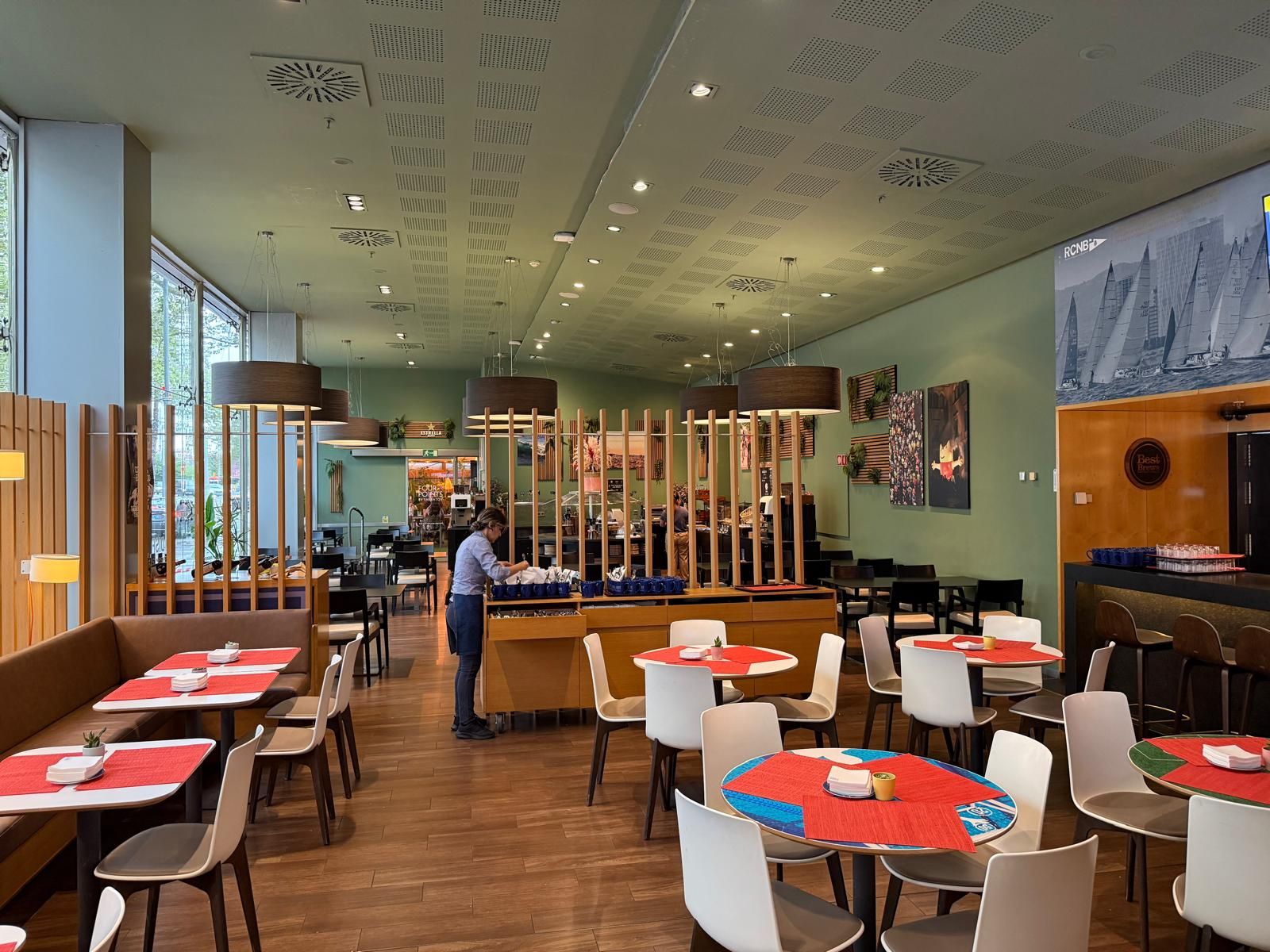 bluesound-hotel-four-points- audio en red y streaming