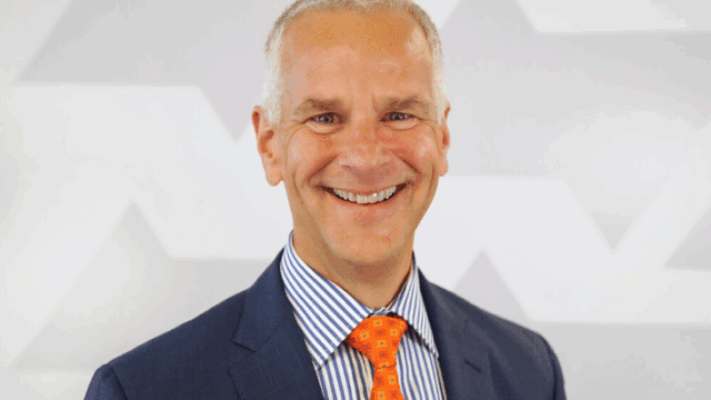 retiro david-labuskes-ceo-avixa