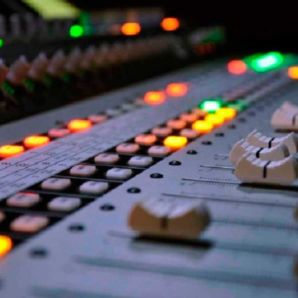 Empresas de sonido profesional 9 empresas de sonido profesional 001 1024x1024 1