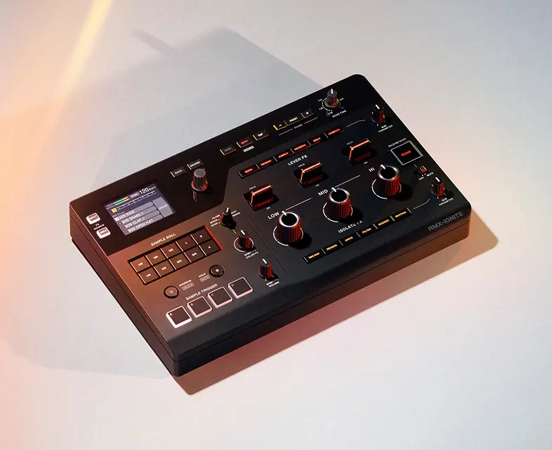 RMX-IGNITE sampler y unidad de efectos profesional para cabinas DJ con diseño de alta fidelidad