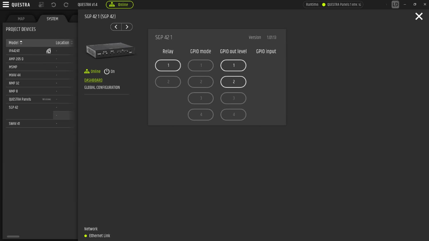 Interfaz de la plataforma QUESTRA para integración audiovisual con configuración de GPIO y control centralizado de dispositivos en red
