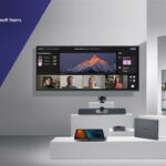 MAXHUB España con solución Microsoft Teams Rooms para salas de reuniones híbridas, pantalla profesional, cámara y barra de videoconferencia.