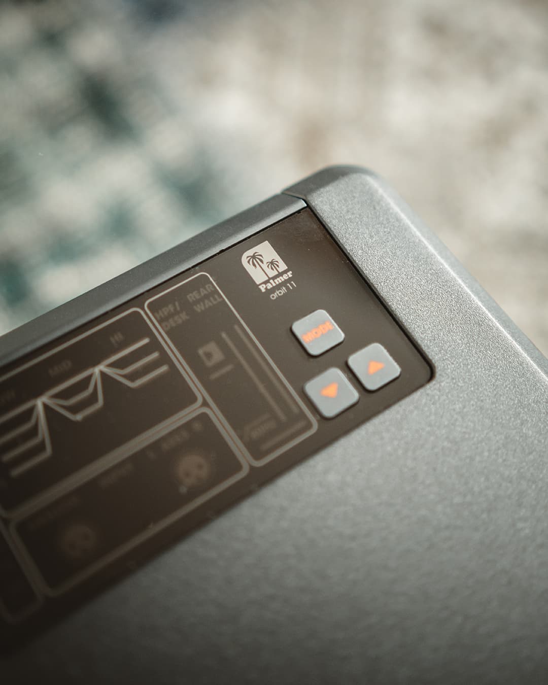 Palmer ORBIT 11, el mejor monitor de estudio coaxial de 3 vías para estudios de grabación profesionales y estudios de proyectos, con panel de control superior y ajustes DSP.