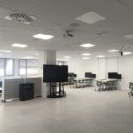 nueva hiperaula con xilica y sennheiser