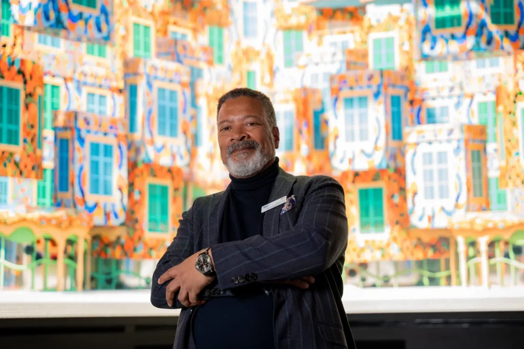 Michael Blackman en SAVe 2026 Global Conference con proyección audiovisual creativa