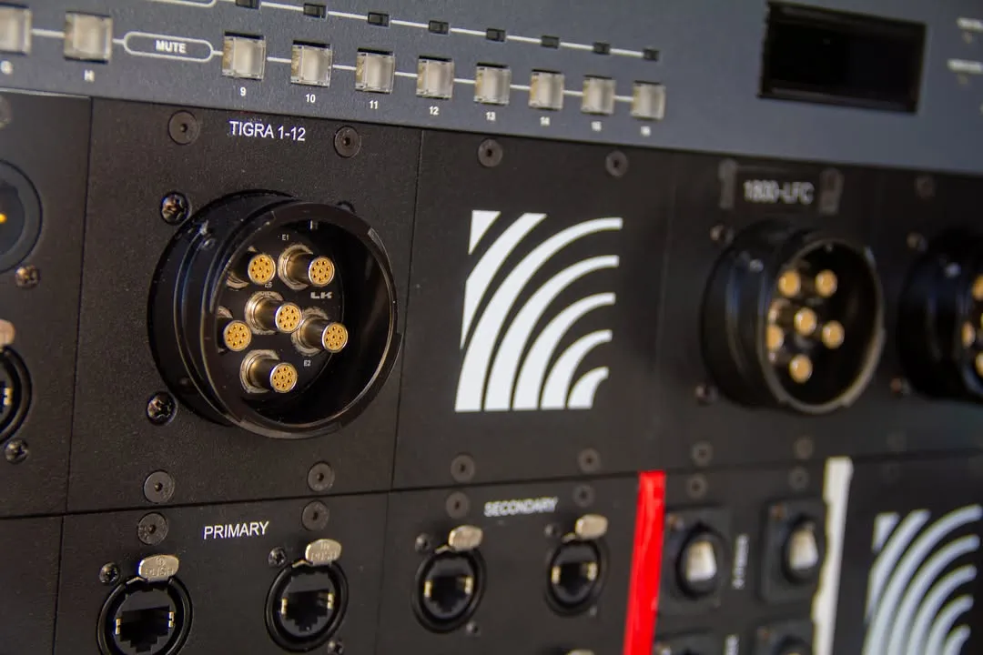 Subgrave Meyer Sound 1800-LFC expuesto en el Downtown Las Vegas Events Center