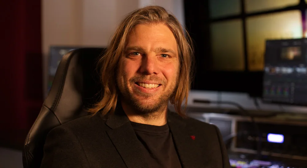 Posproducción de audio y vídeo integrada con DaVinci Resolve Studio de Blackmagic Design