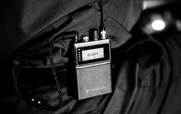 Sistema Sennheiser Spectera de banda ancha bidireccional para monitorización inalámbrica profesional en directo