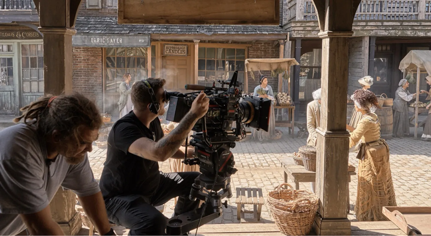 Sensor RGBW de Blackmagic y cámara PYXIS 12K en escena de acción de Bedlam