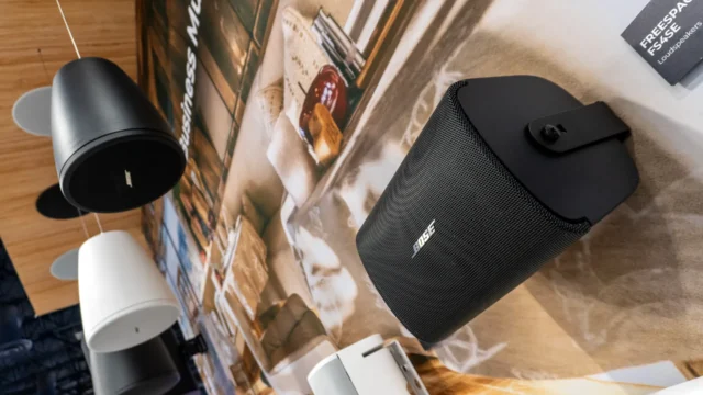 Bose Professional InfoComm 2026: altavoz de superficie FreeSpace en el estand N6645