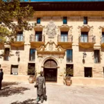 Fachada barroca del Hotel Palacio de los Angeles en el centro historico de Haro, La Rioja