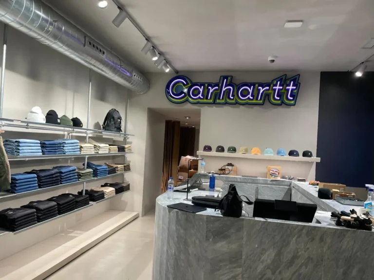 Instalación de audio en Carhartt Donosti con tecnología AUDAC y Powersoft
