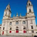Fachada de la Catedral de Lugo, sede de la nueva instalación de sonido con tecnología Bose Professional.