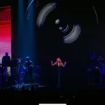 Vanessa Paradis en directo durante su gira de 2026 con el sistema inalámbrico Sennheiser Spectera