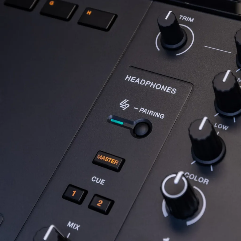 Control de emparejamiento SonicLink del XDJ-AN para monitorización inalámbrica con auriculares