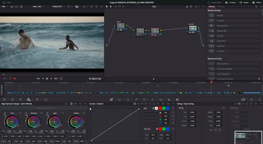 Plano de la secuencia en la costa del documental Andata e Ritorno abierto en la página de color de DaVinci Resolve Studio