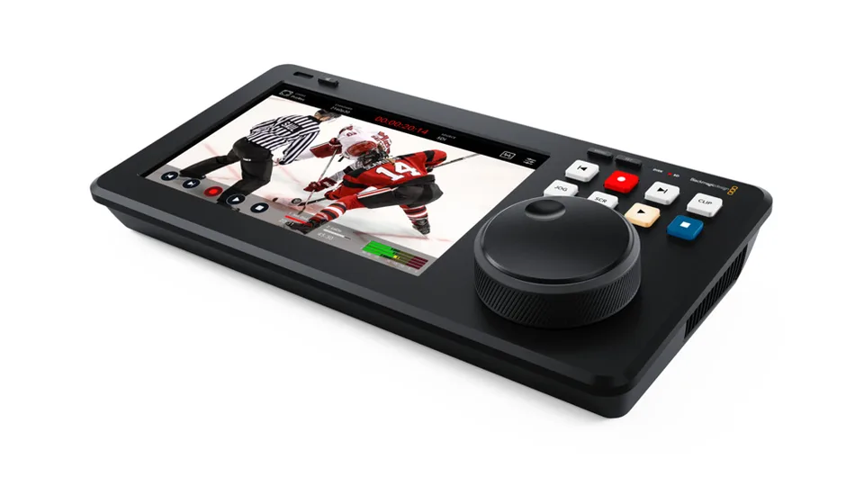Blackmagic Design rebaja un 20 % sus equipos UHD hasta finales de septiembre 3 HyperDeck Shuttle 4K Pro, uno de los grabadores Blackmagic Design con descuento del 20 %