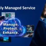 Imagen corporativa de Panasonic Remotely Managed Service con un operador supervisando equipos de proyección desde un panel de control