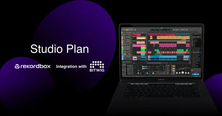 Studio Plan de AlphaTheta: Bitwig Studio en un portátil junto a los logotipos de rekordbox y Bitwig